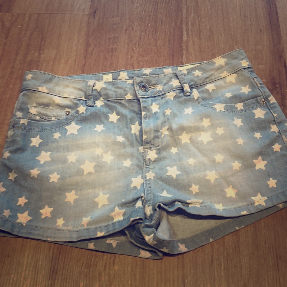 Pull & Bear Star Print Faded Denim Jean Shorts
